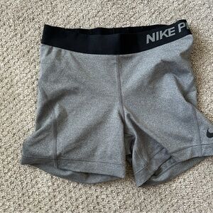 Nike Pro Dri-FIT Compression Shorts – Gray (XS)